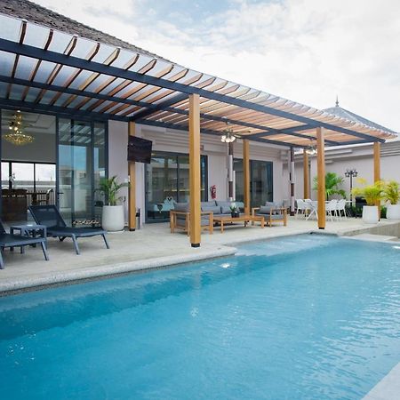 Gold Chariot Pool Villa, Phuket - Sha Plus Certified Pantai Bang Tao Luaran gambar