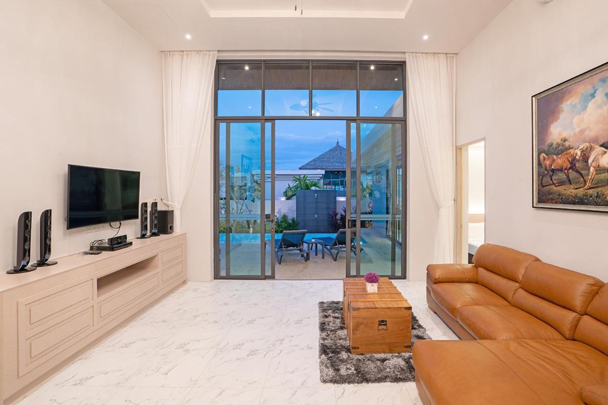 Gold Chariot Pool Villa, Phuket - Sha Plus Certified Pantai Bang Tao Luaran gambar