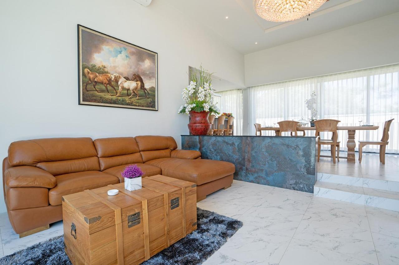 Gold Chariot Pool Villa, Phuket - Sha Plus Certified Pantai Bang Tao Luaran gambar